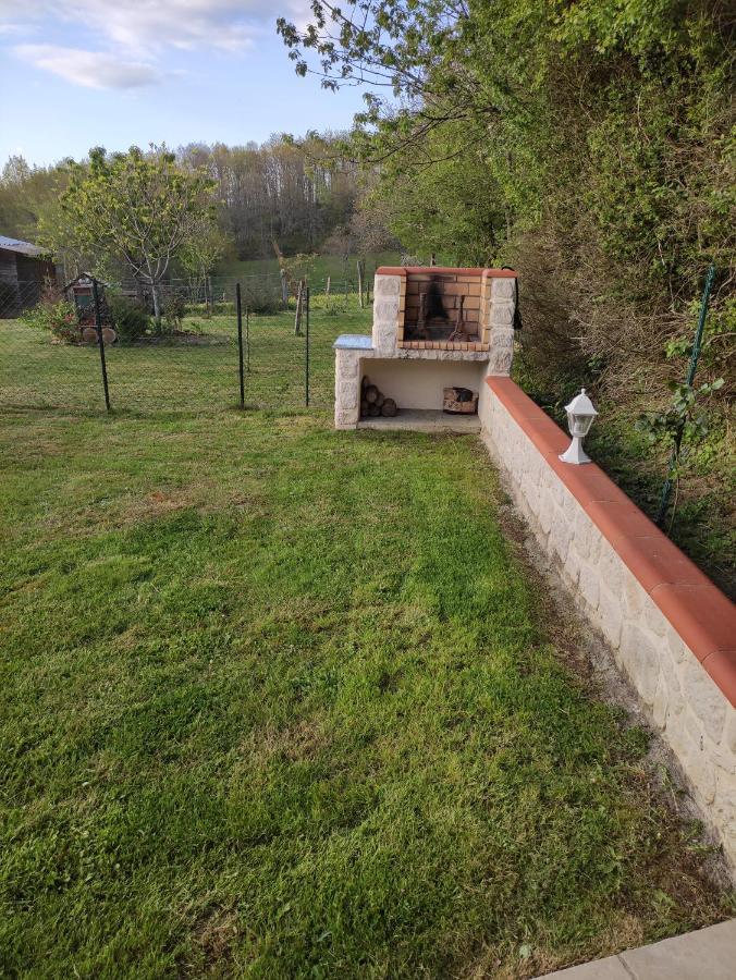 Logement Paisible A La Campagne Aubarede Luaran gambar